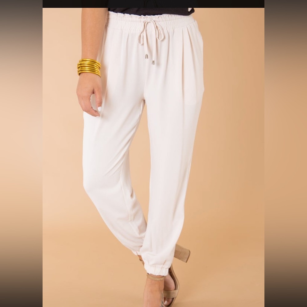 Trouser/Jogger (work appropriate)